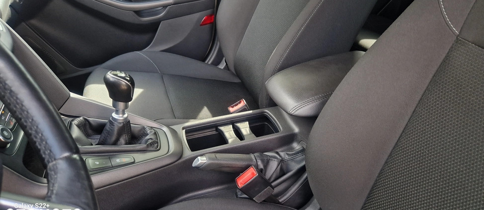 Ford Focus cena 33500 przebieg: 178341, rok produkcji 2016 z Tarczyn małe 631